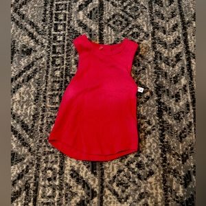 Hot pink cropped tank top (tight fit)